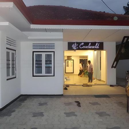 Coralworld Hotel Mirissa Exterior photo