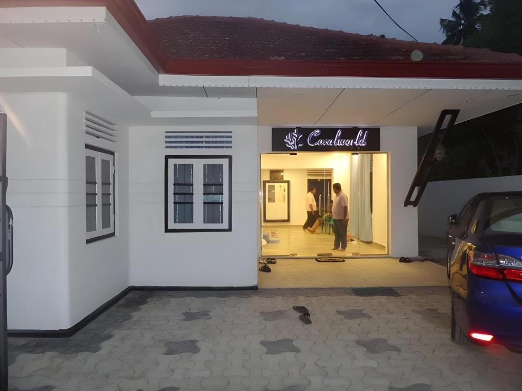 Coralworld Hotel Mirissa Exterior photo